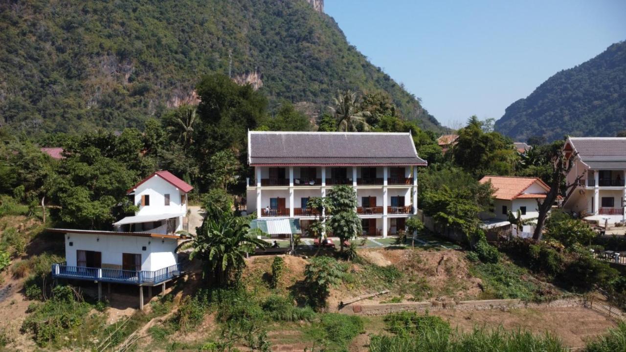 Sabaidee Nongkiaw River View Hotel Nong Khiaw Exterior photo