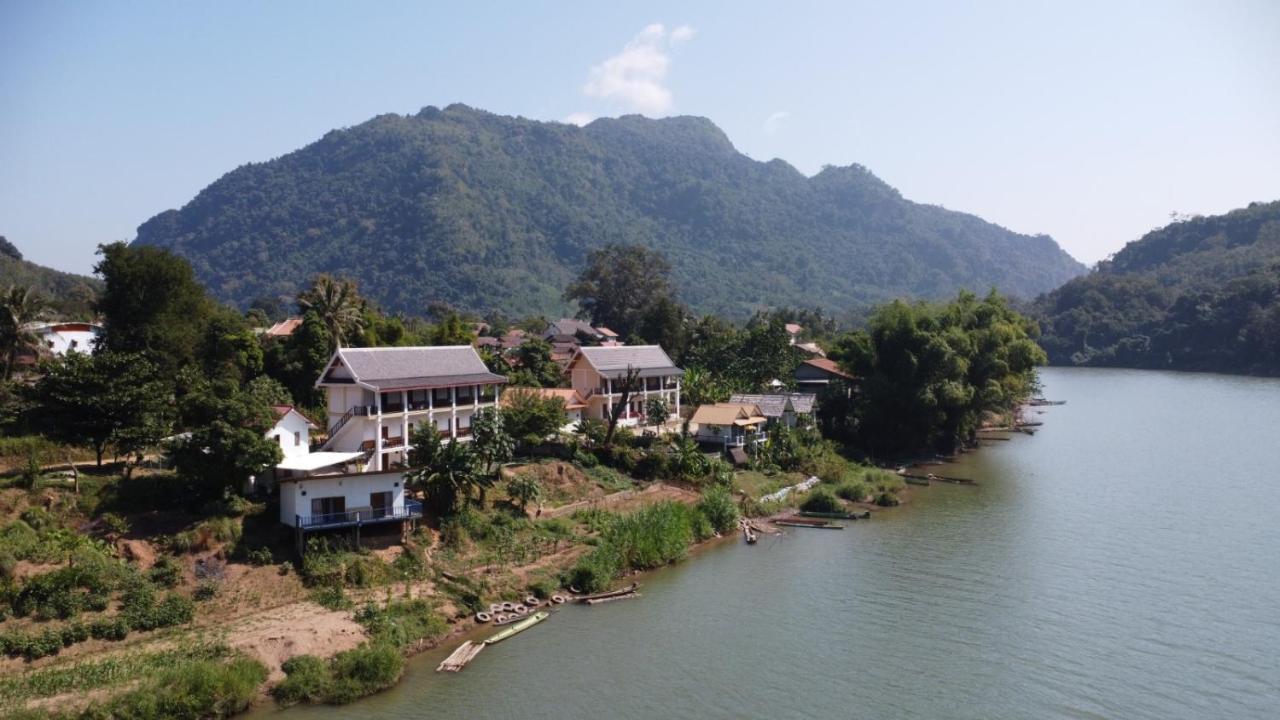 Sabaidee Nongkiaw River View Hotel Nong Khiaw Exterior photo