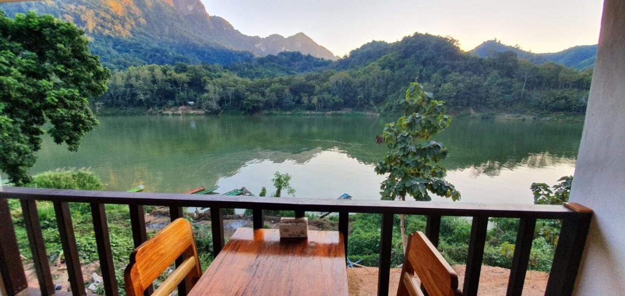 Sabaidee Nongkiaw River View Hotel Nong Khiaw Exterior photo